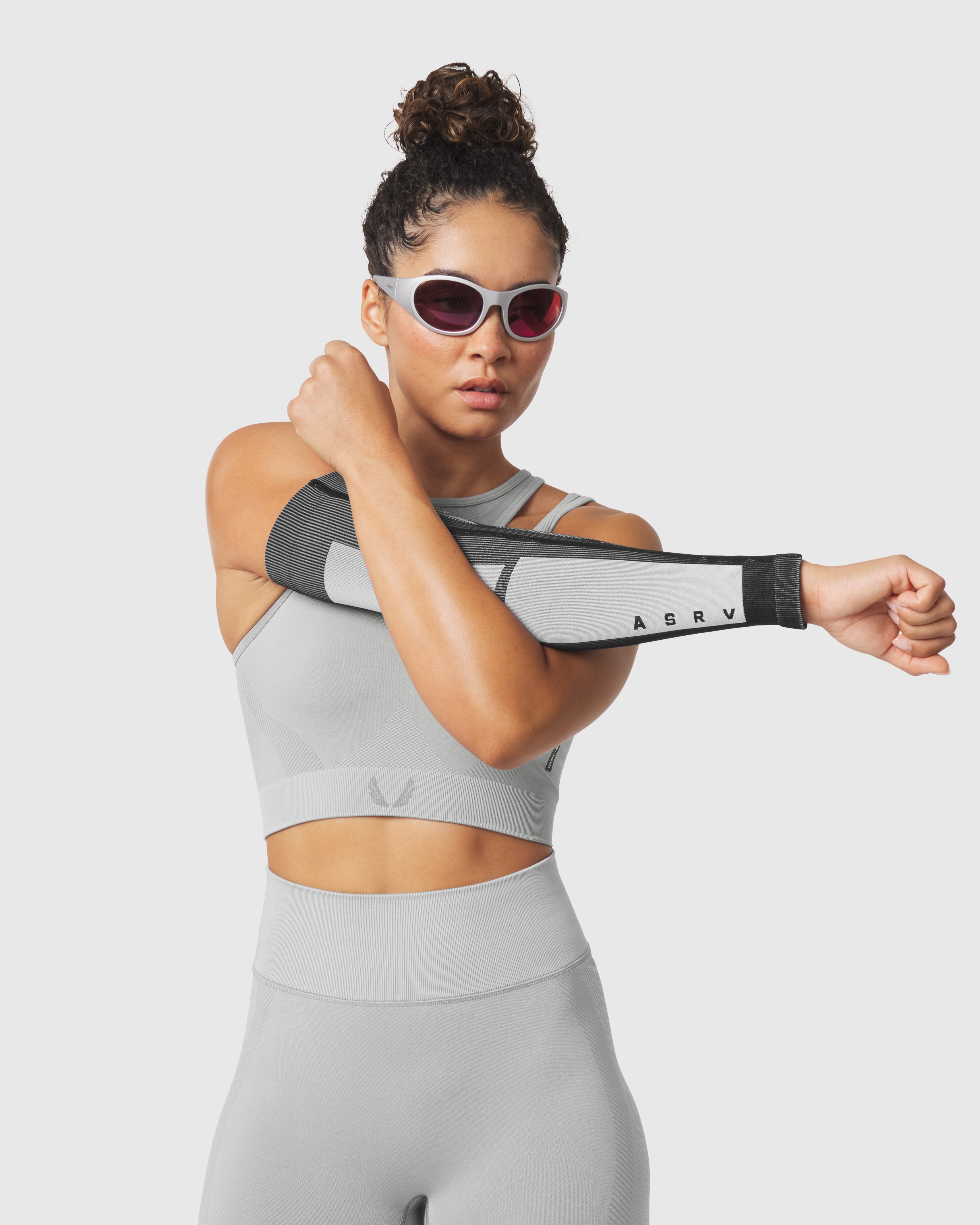 1211. Seamless Arm Sleeve - Black