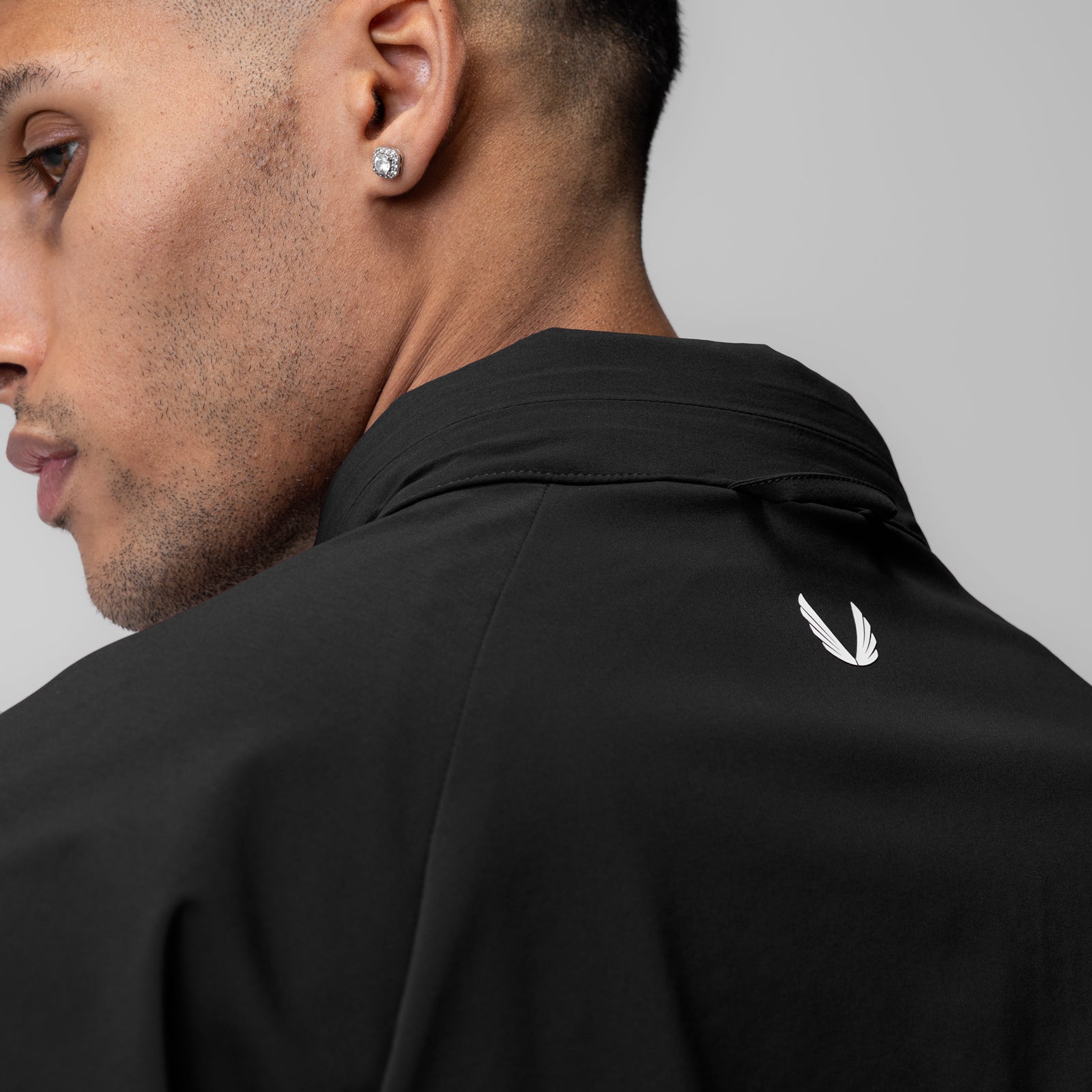 1018. Aerotex™ Weather-Ready Bonded Windbreaker - Black – ASRV 1018. Aerotex™ Weather-Ready Bonded Windbreaker - Black – ASRV