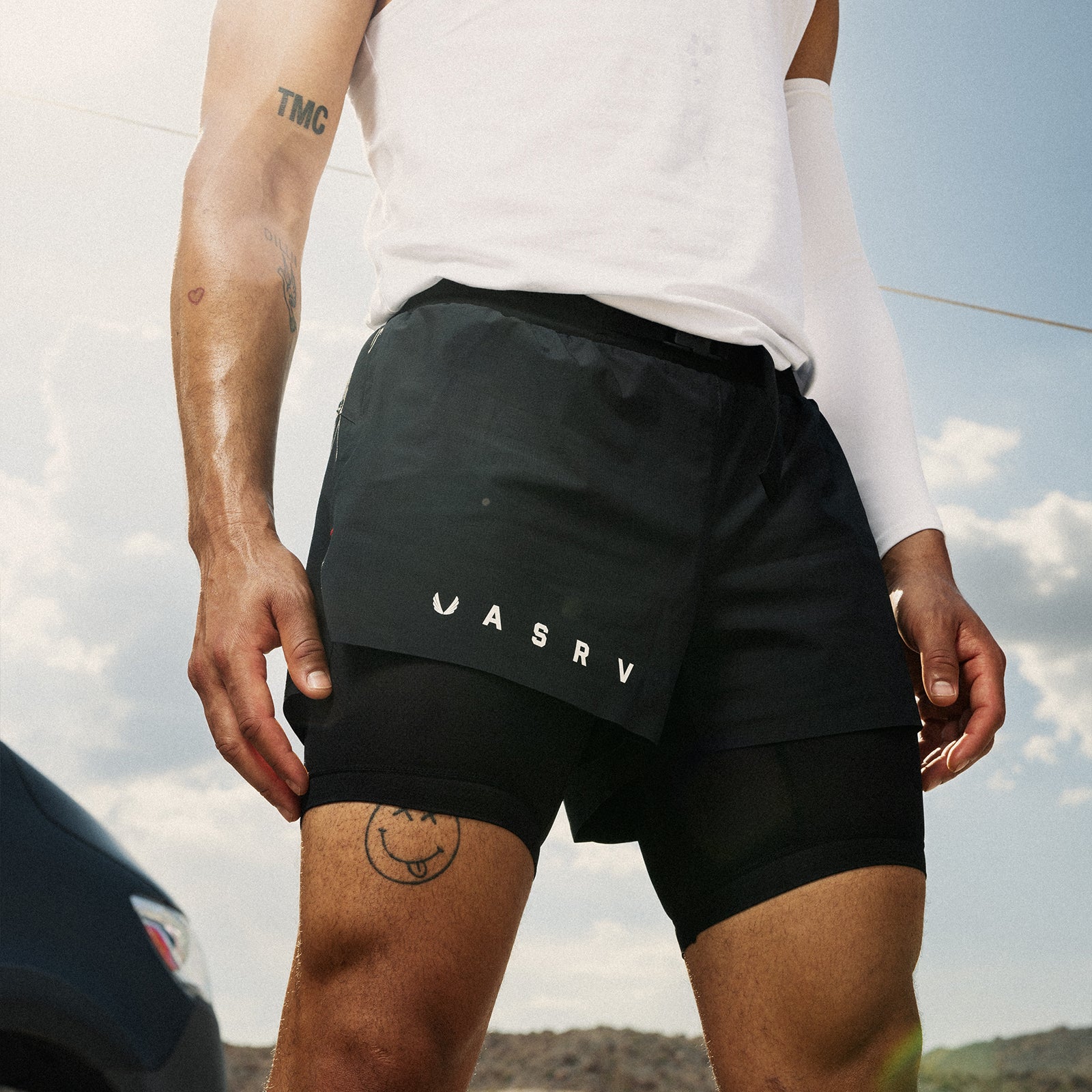 Ripstop 3" Belt Pack Short in Dusk Black/Black worn by model outdoors, front view
