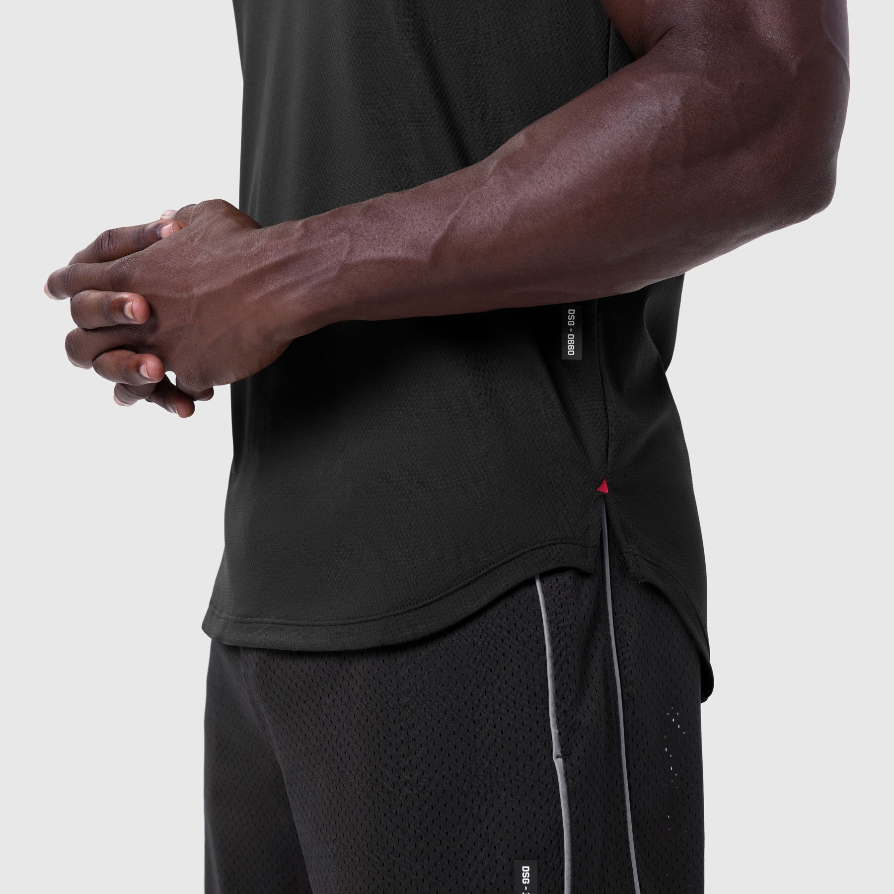 AeroSilver Established Tee in black worn by model, side view
