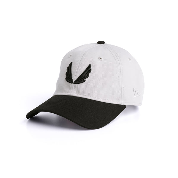 New Era® 9Twenty® Strapback - Stone/Black Two Tone