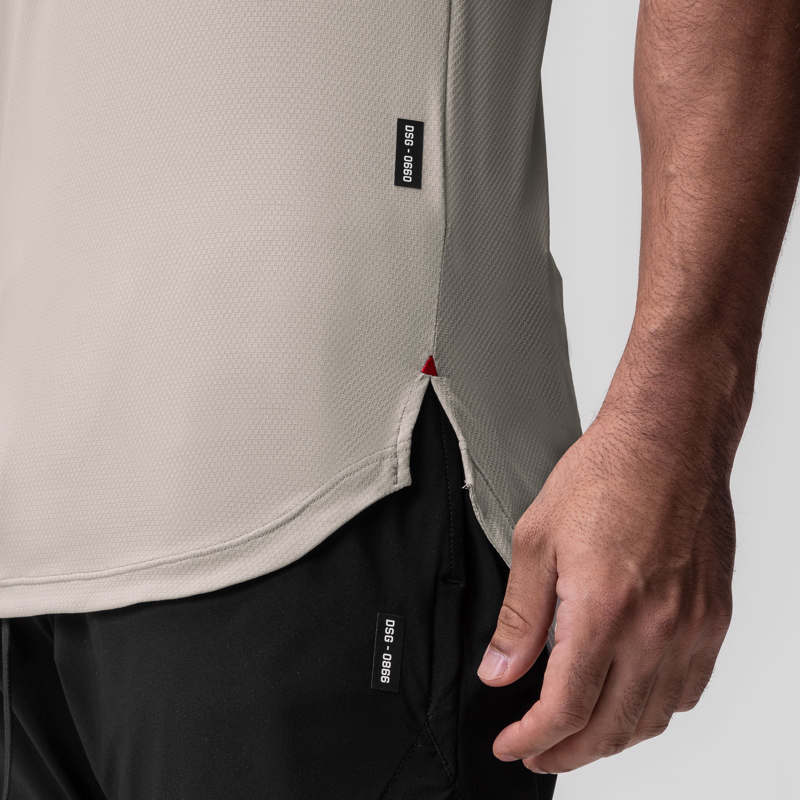 AeroSilver Established Tee in Chai worn by model, side detail view showing fit