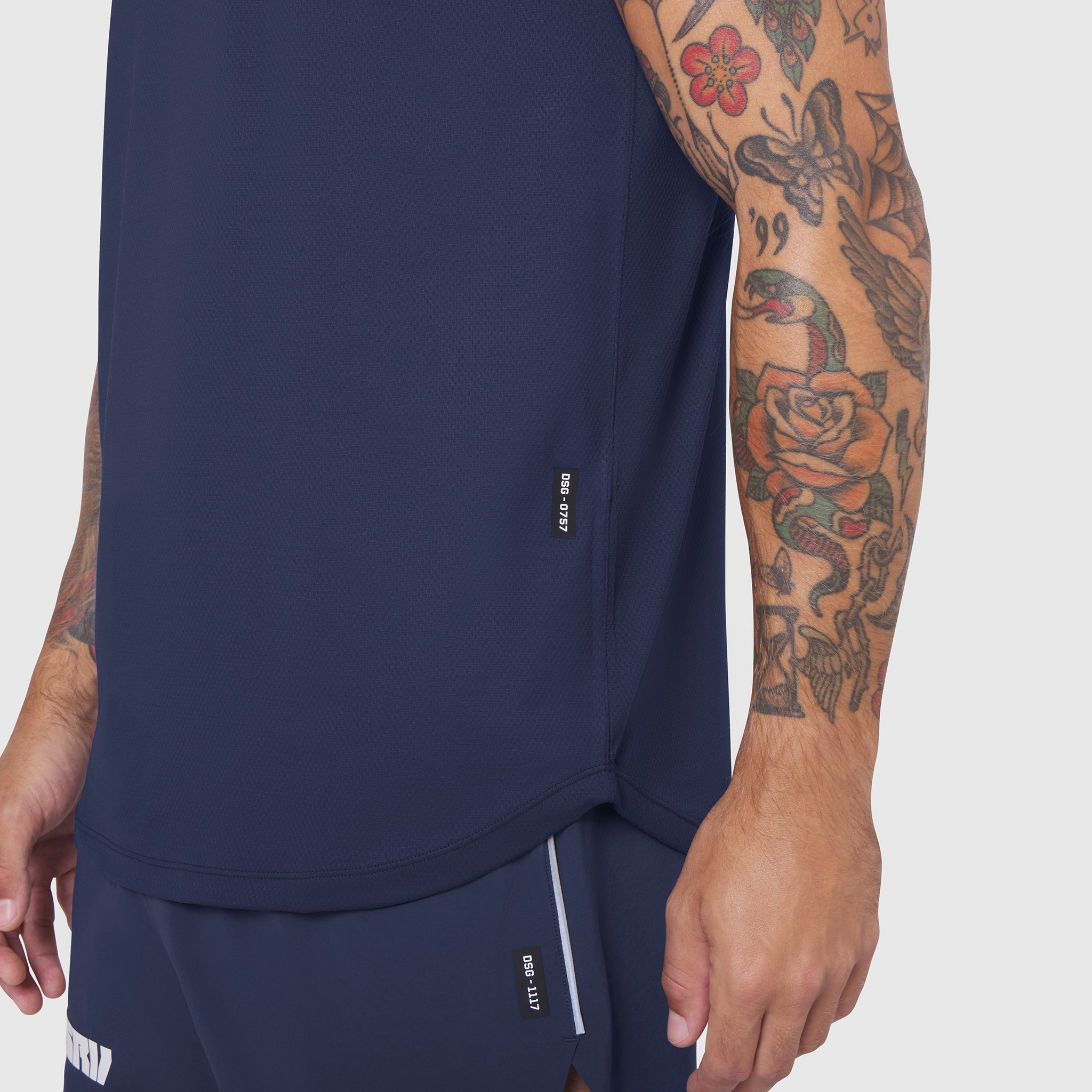 0757. AeroSilver® Cutoff Tank - Navy