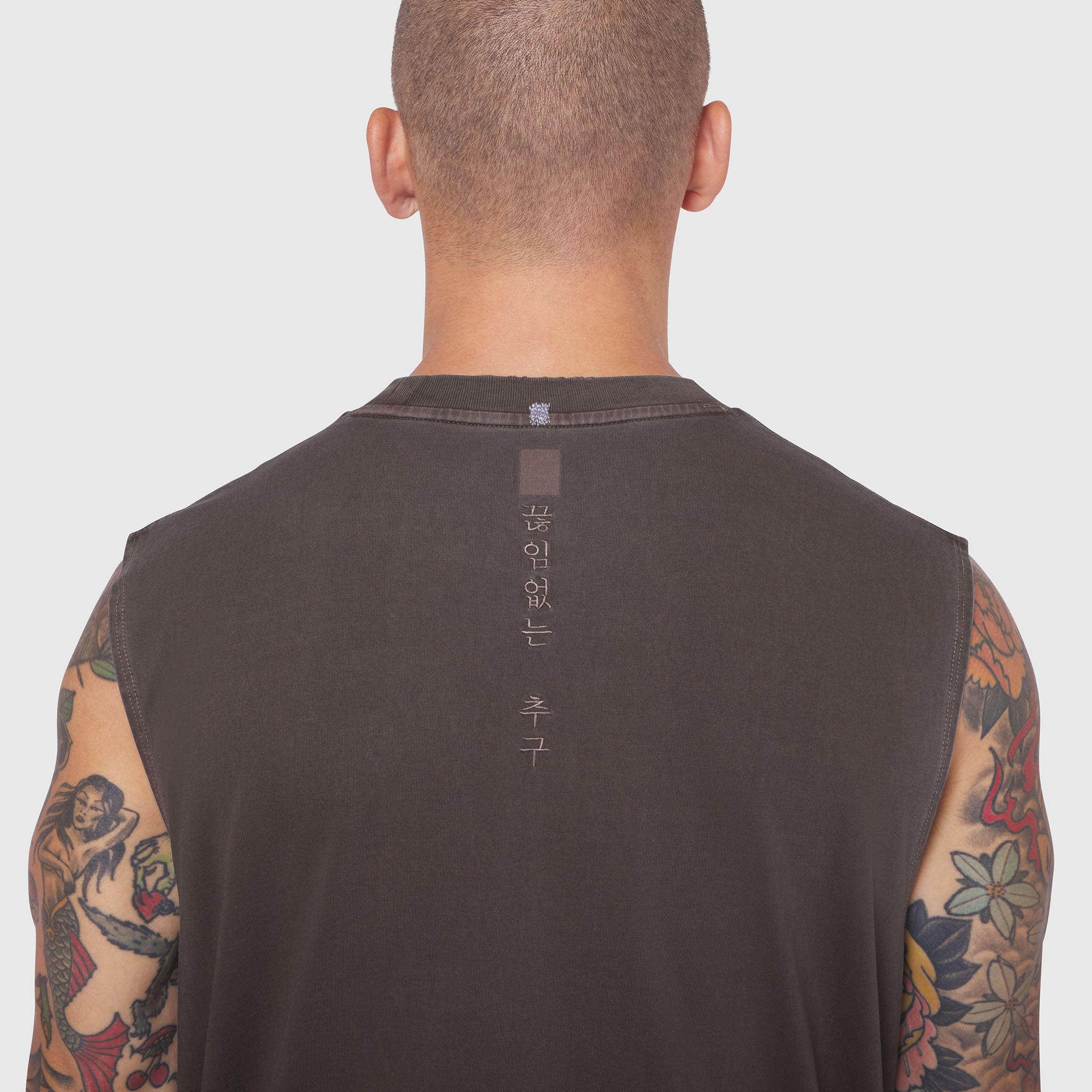 0807. Tech Essential™ Relaxed Cutoff - Faded Dark Earth