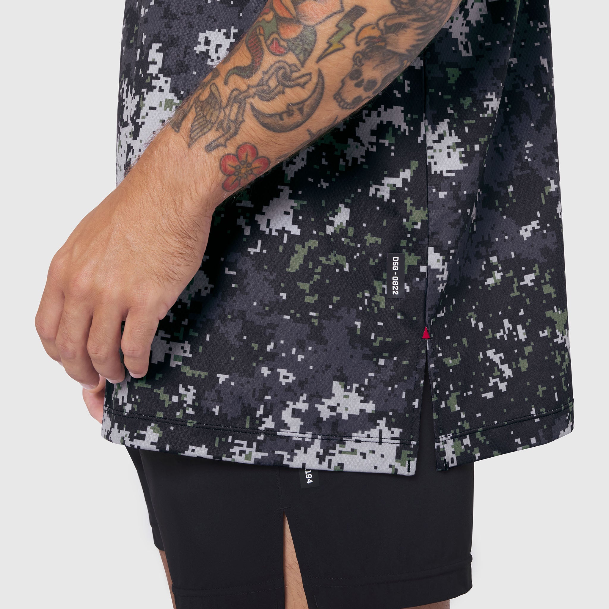 0822. AeroSilver® Oversized Tee - Pixel Camo