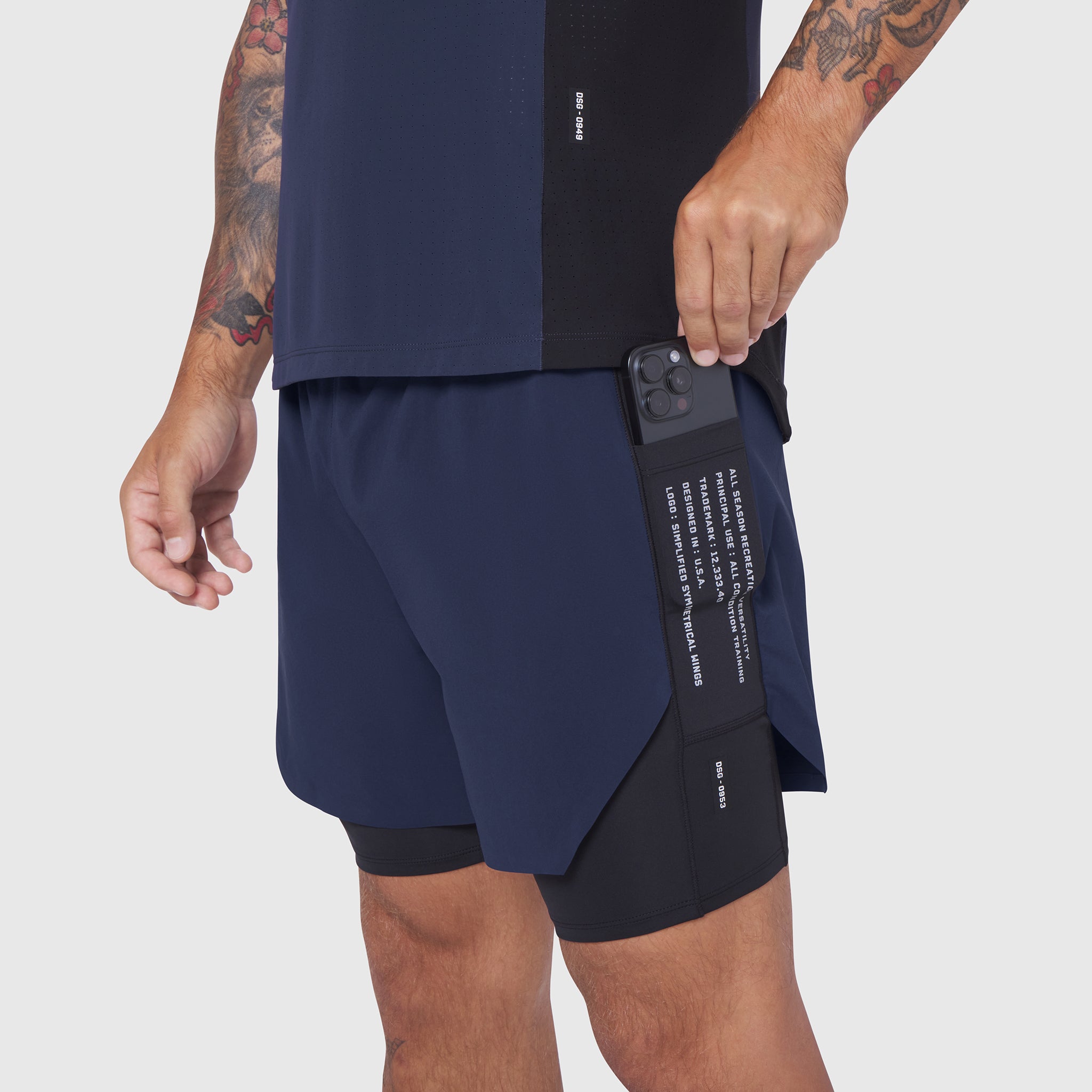 0953. Aerotex™ Hybrid Liner Short - Navy/Black