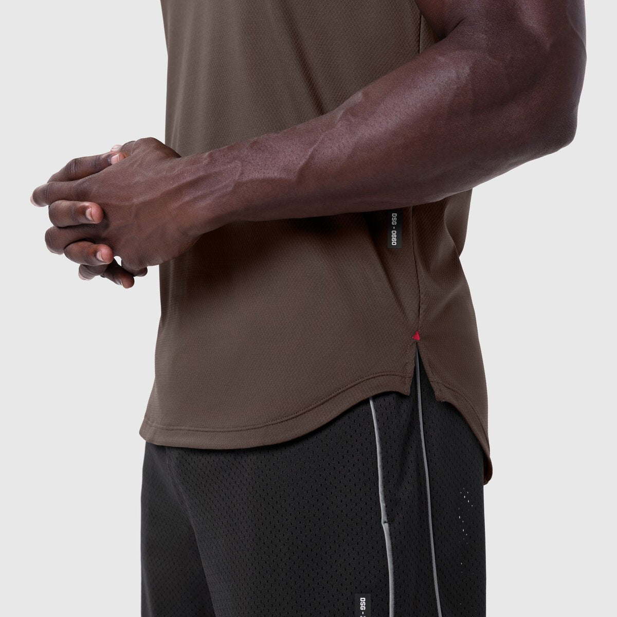 AeroSilver Established Tee in Dark Earth worn by model, side view