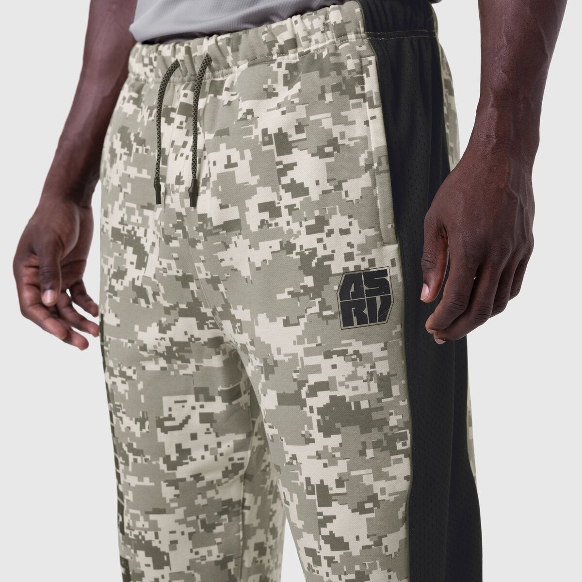 Tech-Terry Mesh Panel Sweats in digital camo, worn by model, side view