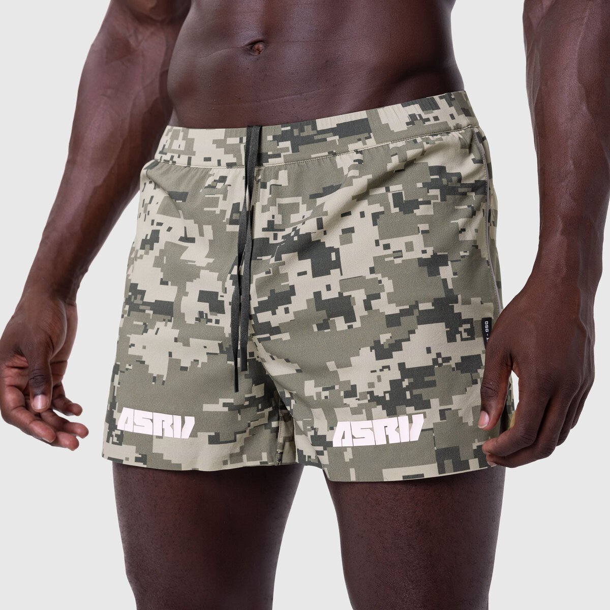Aerotex Distance Short in digital camo blade pattern, modeled from front waist down