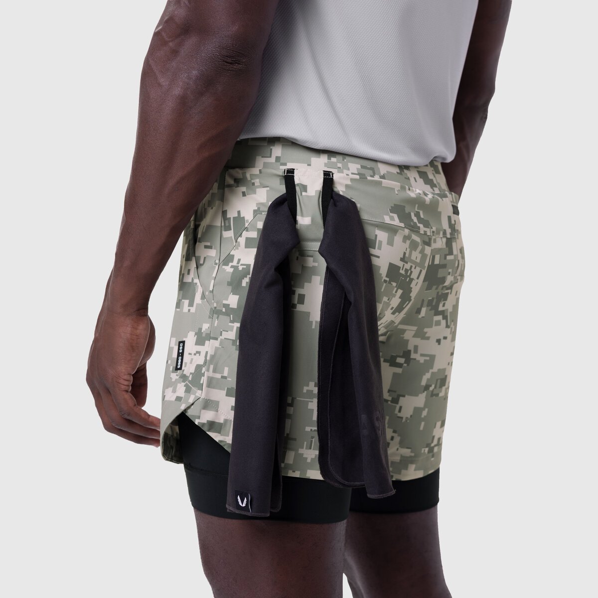 Tetra-Lite 5" Liner Short in Digital Camo Wings/Black, modeled from side angle