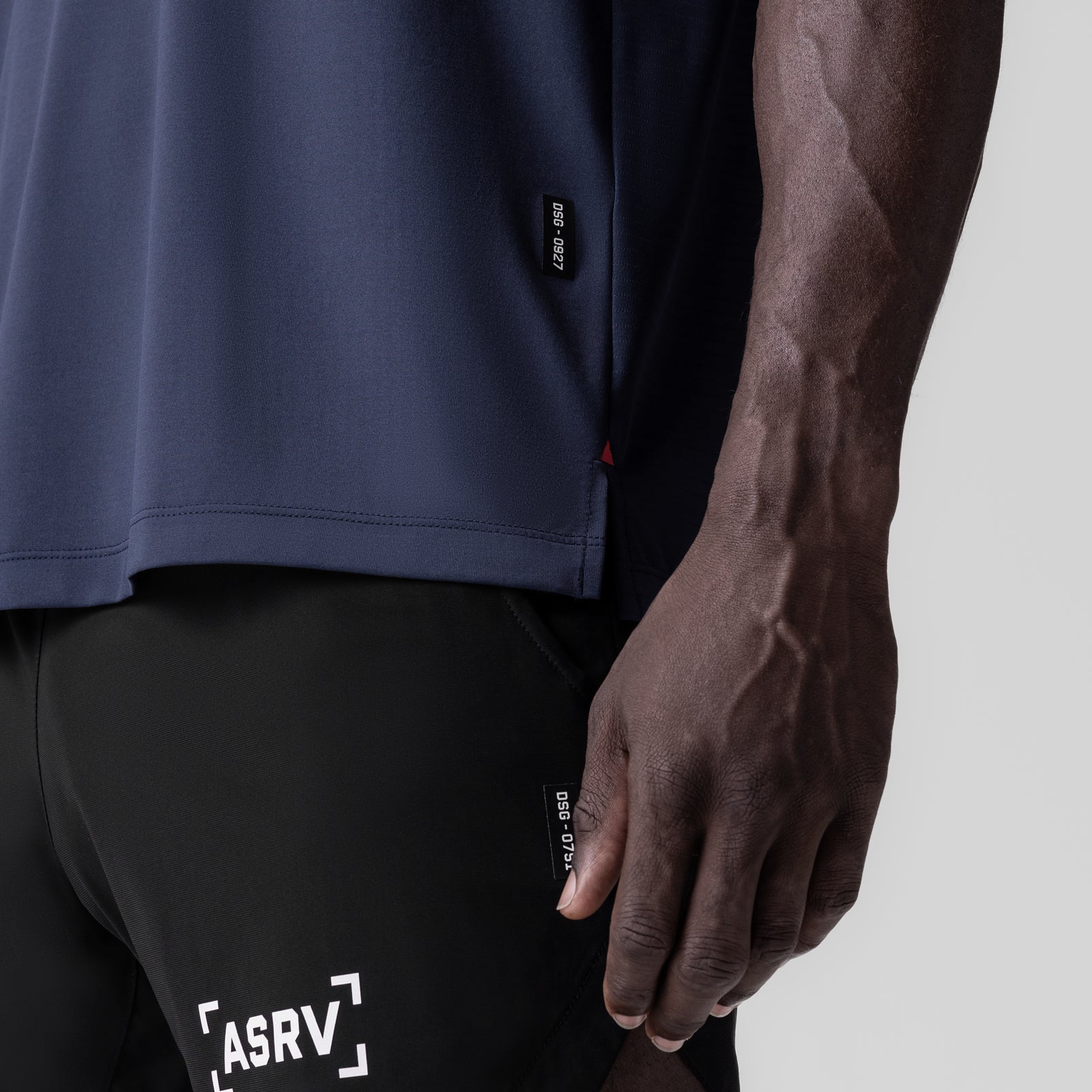 0927. 3D-Lite® 2.0 Lycra® Relaxed Cutoff in Navy, worn by model, side detail view