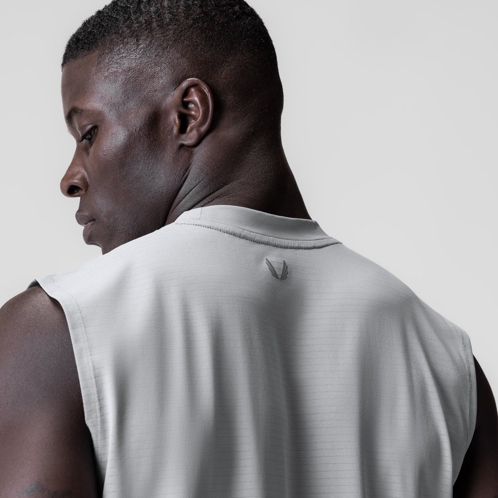 3D-Lite® 2.0 Lycra® Relaxed Cutoff in slate grey, back view on model