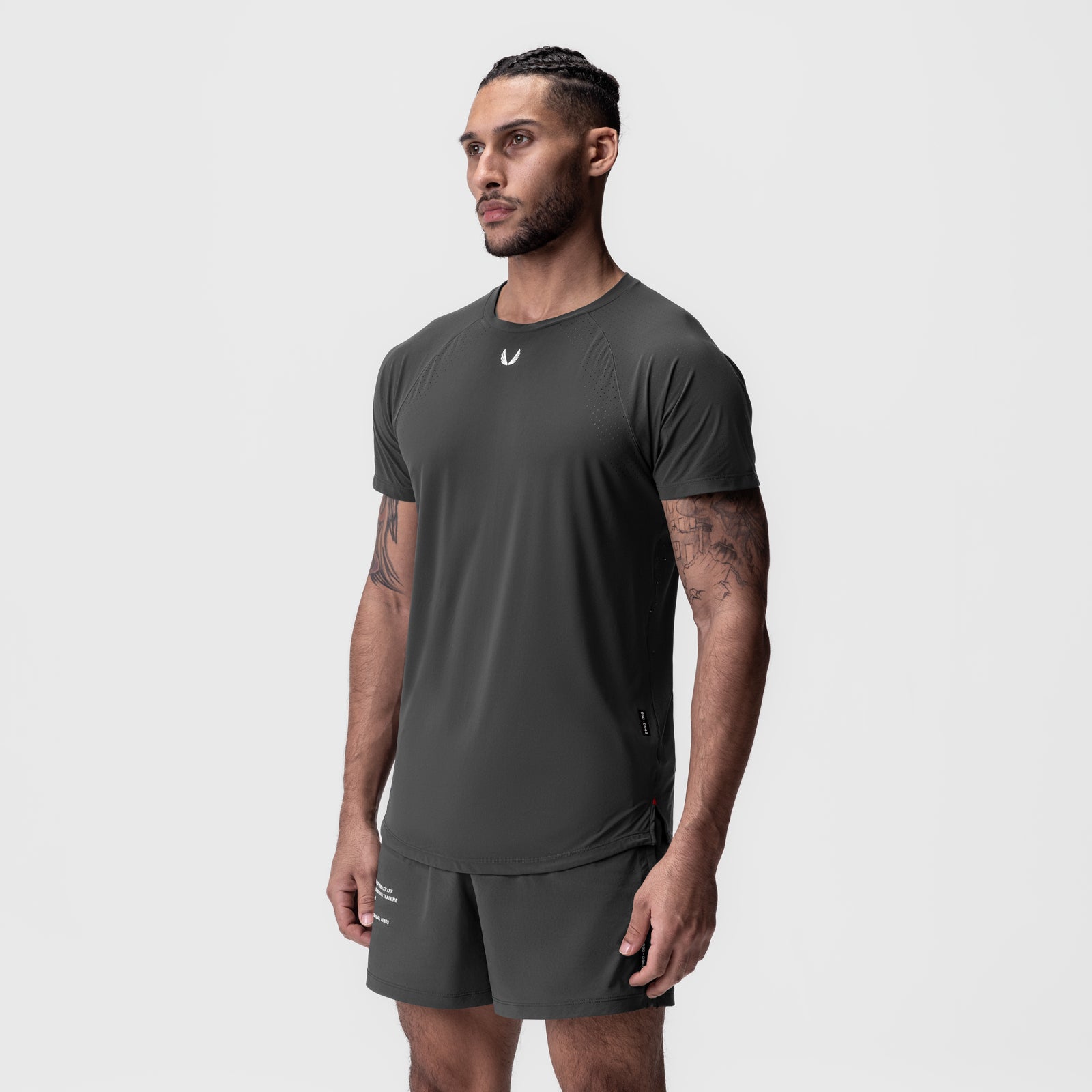 Laser-Vent Established Tee in space grey, worn by model in side profile