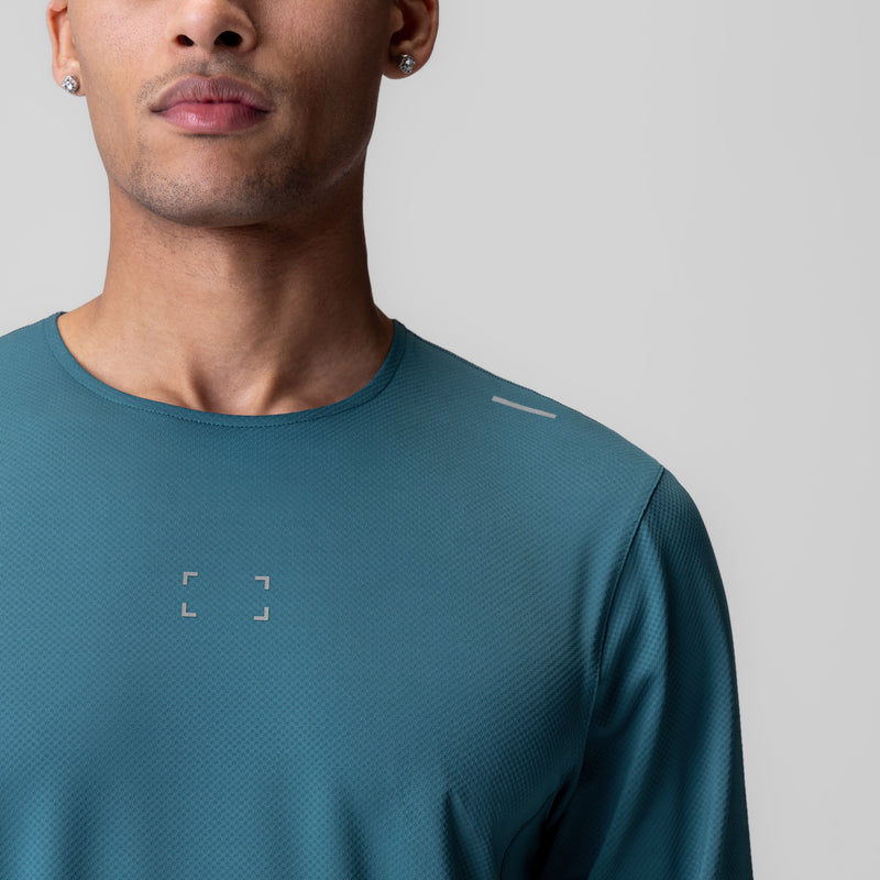 0907. AeroSilver® Training Long Sleeve - Storm "Space Bracket"