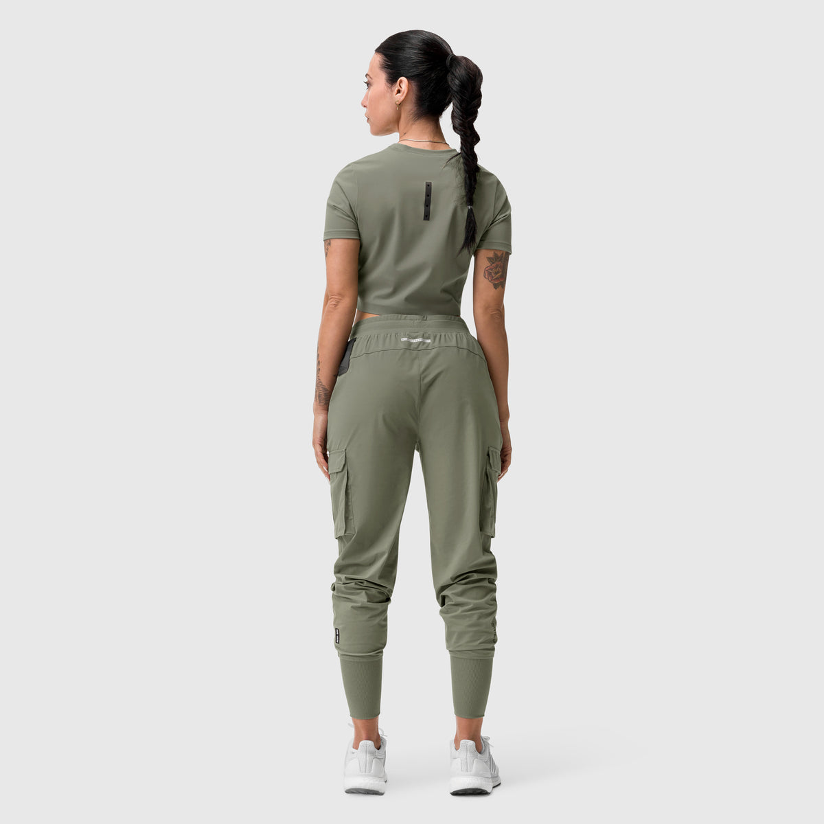 ◆SATUR◆ Leisure SweatpantsUnisex Green SLC-G-SWPT-L-GN-1 Women's Leisure Studio Mid-Rise Straight Leg Sweatpants