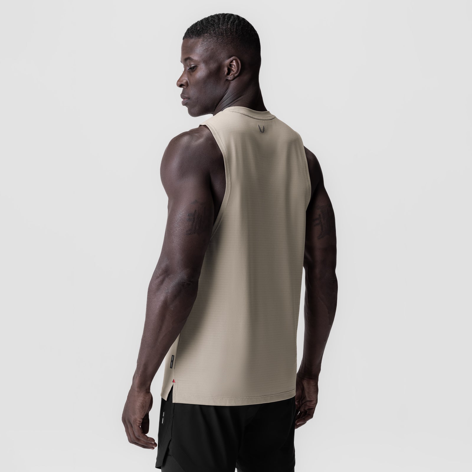 3D-Lite® 2.0 Lycra® Muscle Tank in Sand Smoke, worn by model, back view