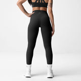 W002. Lycra® 7/8 Legging - Black