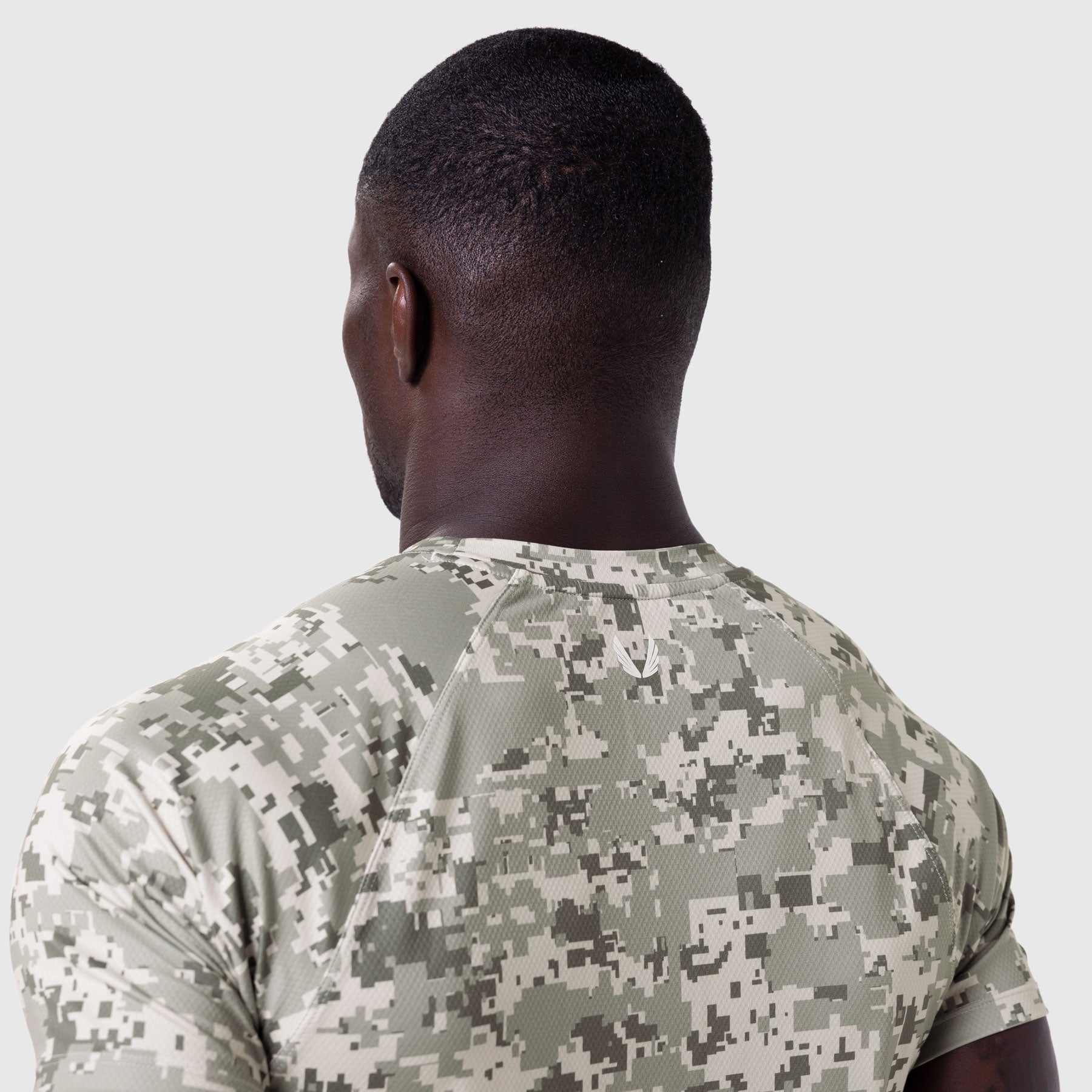AeroSilver Established Tee in digital camo Blade worn by model, back view