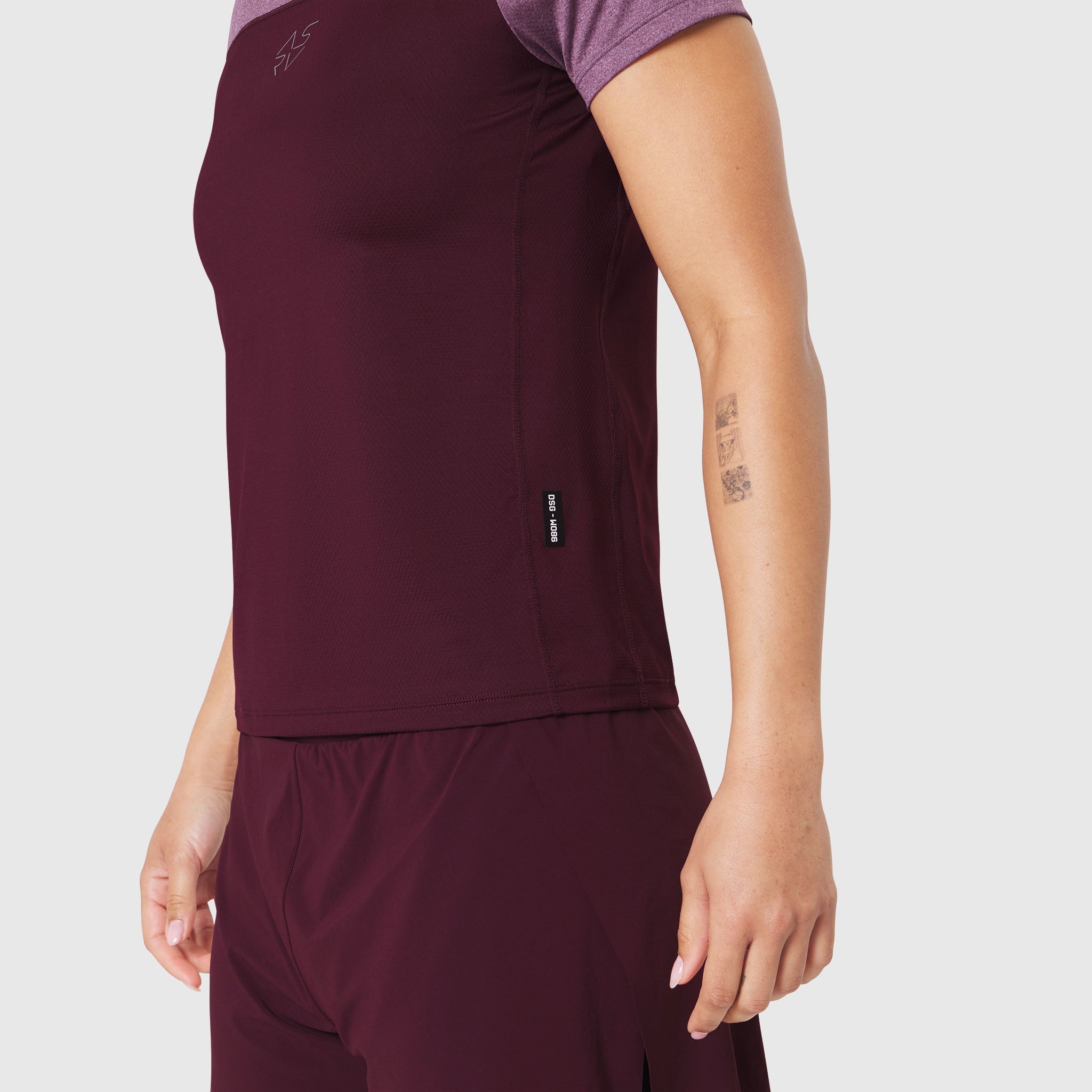 AEROSILVER® UPF50+ Run Tee in Merlot, side view on model