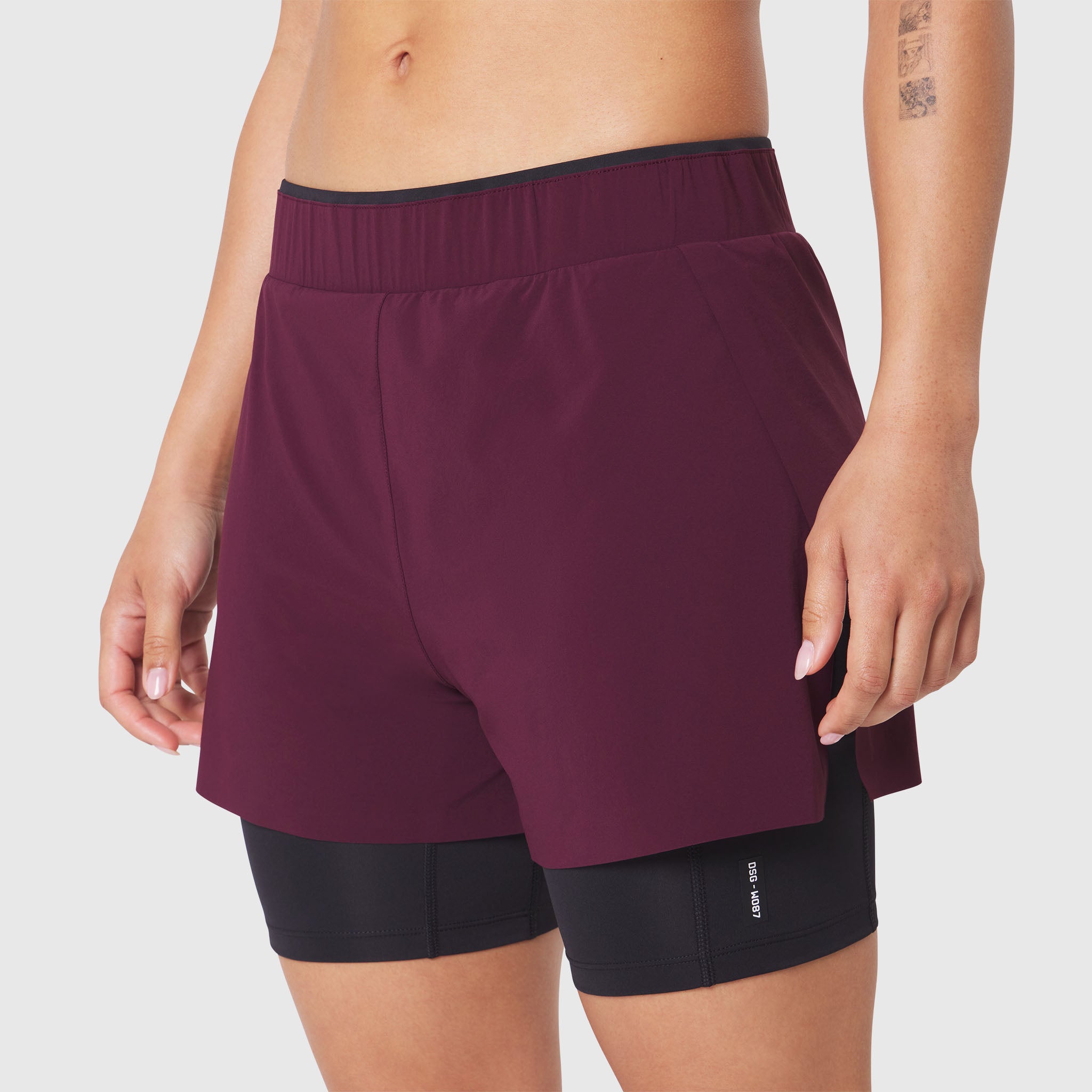 W087 Aerotex Side Split Liner Short in Merlot, front view on model