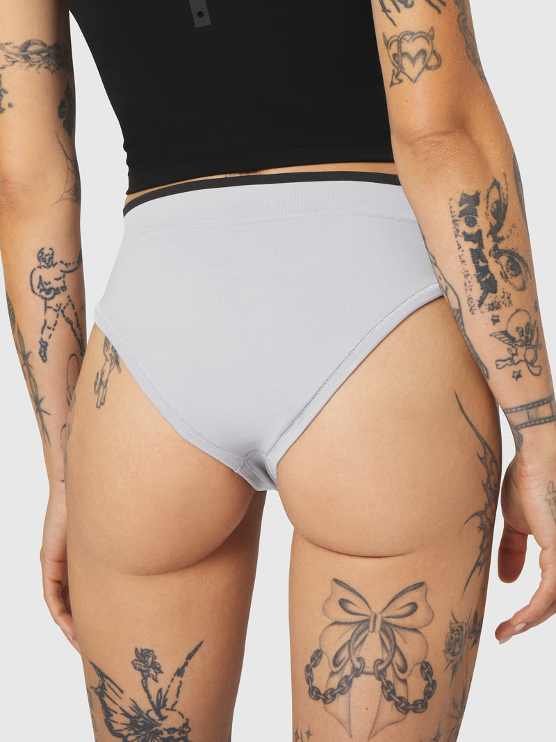 W098. LYCRA® ADAPTIV Seamless Underwear - Black