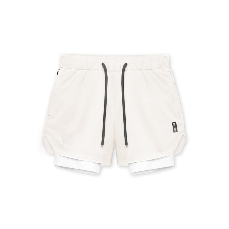 0662. Silver-Lite™ 2.0 5” Liner Short - Ivory Cream/White