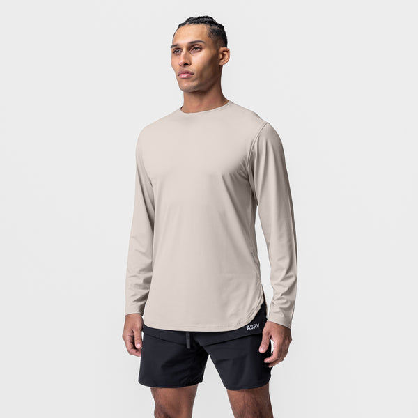 0683. Silver-Lite™ 2.0 Extended Long Sleeve - Chai