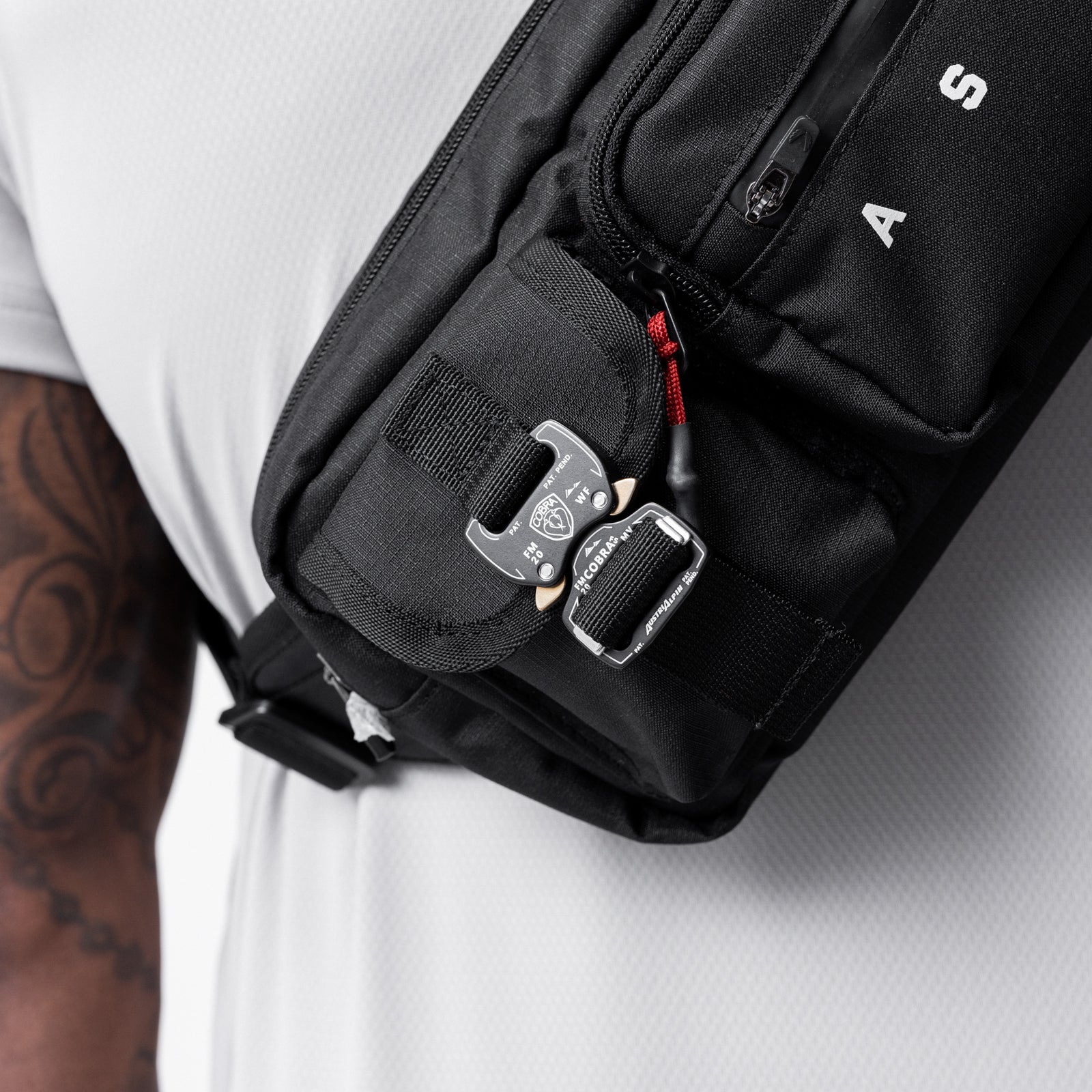 0703. Cordura® Tech Crossbody Pack Black ASRV