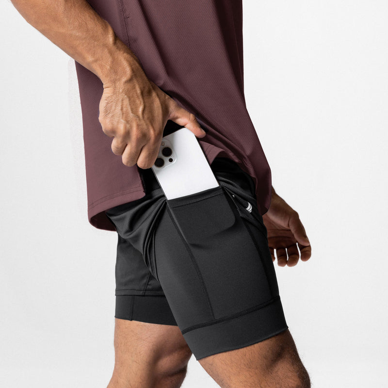 0662. Silver-Lite™ 2.0 5” Liner Short - Black/Black
