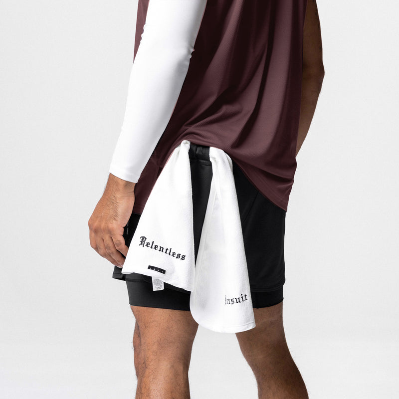 0662. Silver-Lite™ 2.0 5” Liner Short - Black/Black