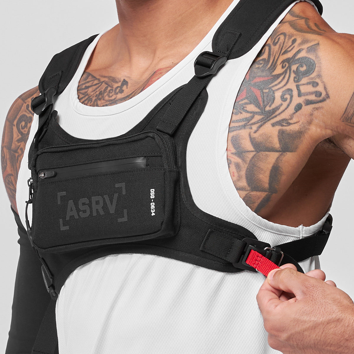 0634 Waterproof Cordura® Conditioning Chest Pack in black, worn by model