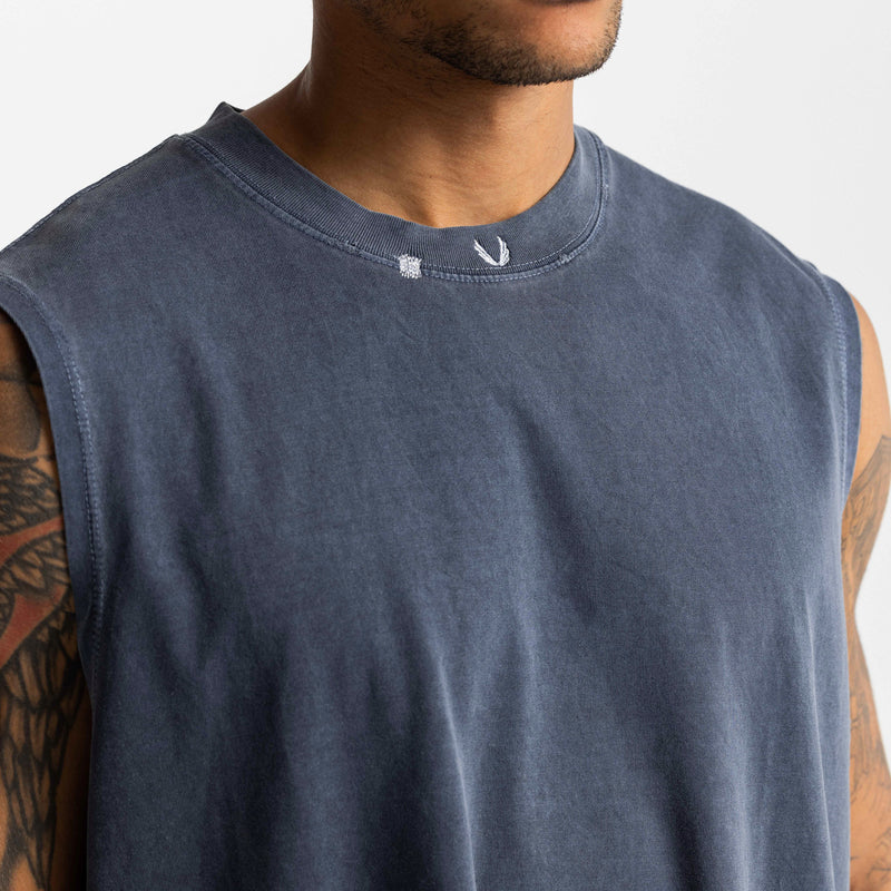 0668. Technical Essentials Relaxed Cutoff - Faded Navy